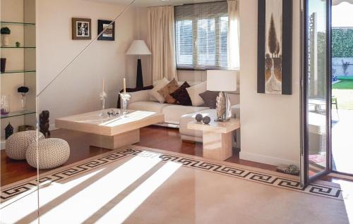 Arroyomolinos Maison | Amazing Home In Arroyomolinos With Wifi