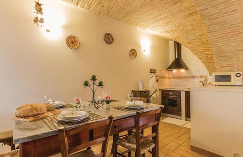Assisi Maison | Monica