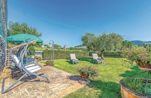 Assisi Maison | Monica