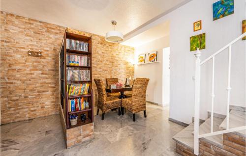 Aznalcazar Maison | Amazing Home In Aznalcázar With Wifi