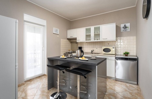 Belavici Maison | Villa Lara