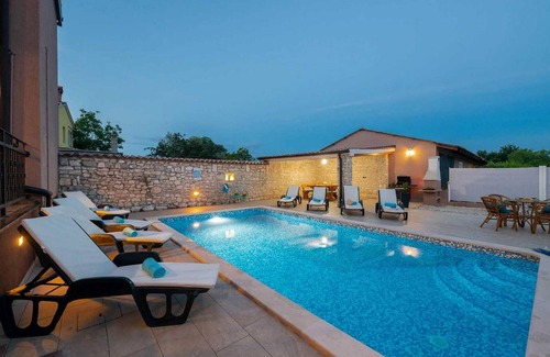 Belavici Maison | Villa Lara