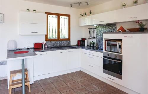 Cruzy Maison | Amazing Home In Cruzy