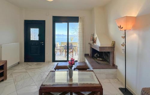 Diakofto Maison | Amazing Home In Diakopto Achaias P