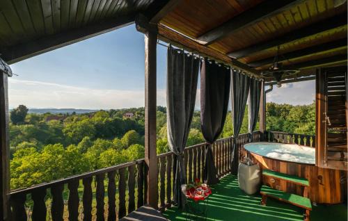 Donja Stubica Maison | Amazing Home In Donja Stubica