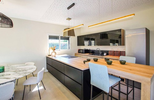 Cleon-d'Andran Maison | Amazing home in Cléon d' Andran