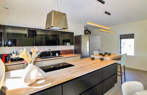 Cleon-d'Andran Maison | Amazing home in Cléon d' Andran