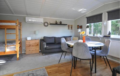 Grums Maison | Amazing Home In Grums With Wifi