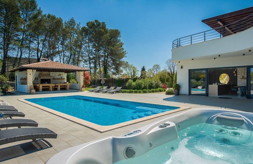 Jursici Maison | Superbe maison à Jursici avec sauna