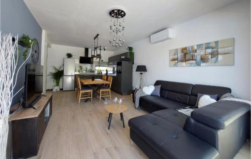 Boljevici Maison | Amazing Home In Krsan With Sauna