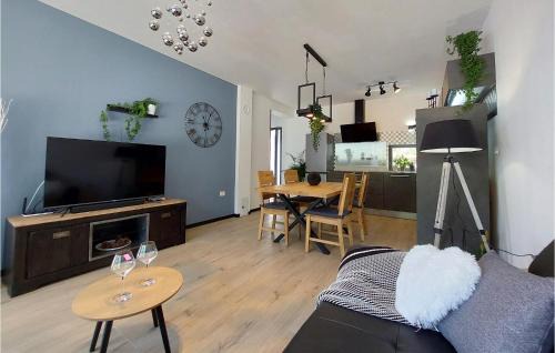 Boljevici Maison | Amazing Home In Krsan With Sauna
