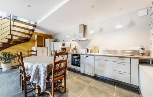 Lanouee Maison | Amazing Home In Lanouee With Wifi