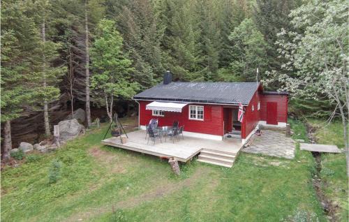 Valberg Maison | Amazing Home In Leknes With Kitchen