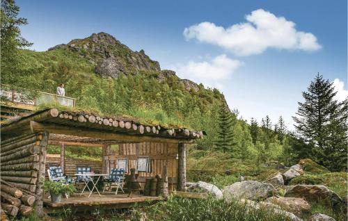 Valberg Maison | Amazing Home In Leknes With Kitchen