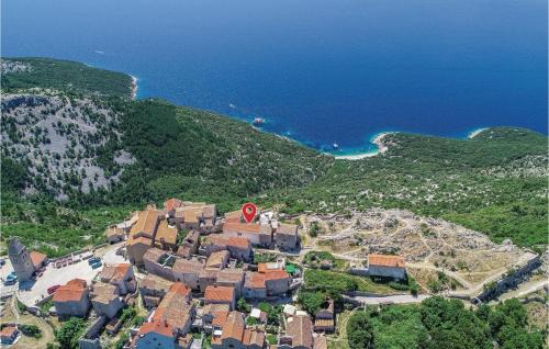 Cres Maison | Amazing Home In Lubenice With Wifi