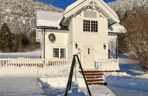 Nome Maison | Superbe maison à Nome avec cuisine
