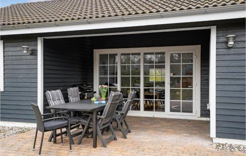 Udbyhøj Maison | Amazing Home In Ørsted With Kitchen