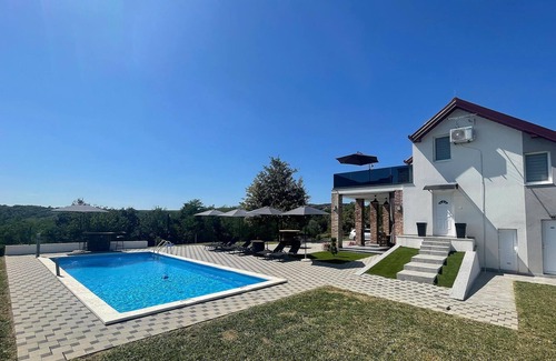 Pleternica Maison | Amazing home in Pleternica