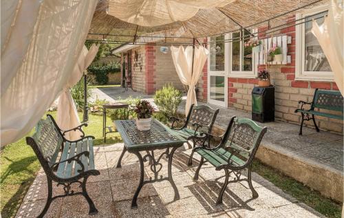 Boccea Maison | Amazing Home In Roma With Wifi