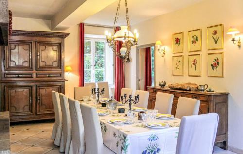 Saint-Clement-Rancoudray Maison | Amazing Home In St Clément Rancoudray