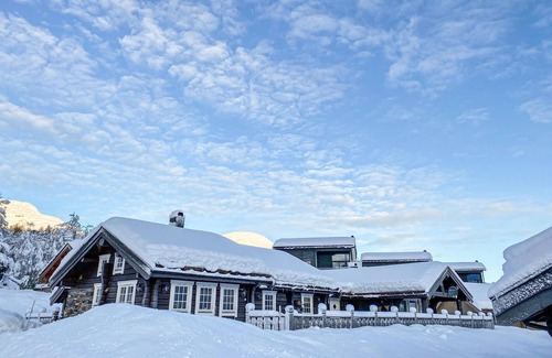 Sykkylven Maison | Elvebu