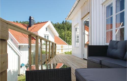 Arendal Maison | Amazing Home In Staubø With Wifi
