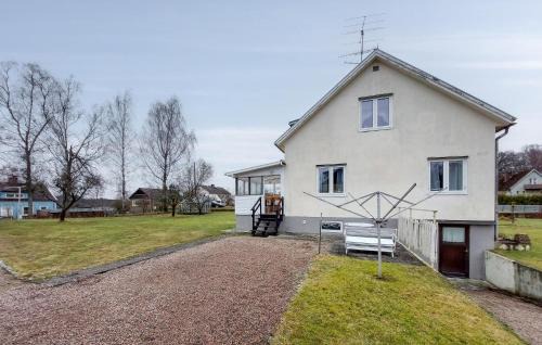 Brana Maison | Amazing Home In Strömsnäsbruk With Wifi