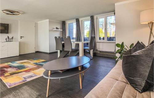 Devin Maison | Amazing Home In Stralsund With Wifi