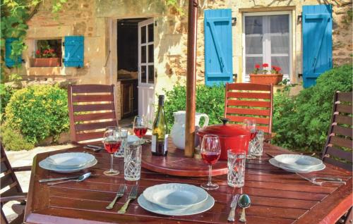 Suaux Maison | Amazing Home In Suaux