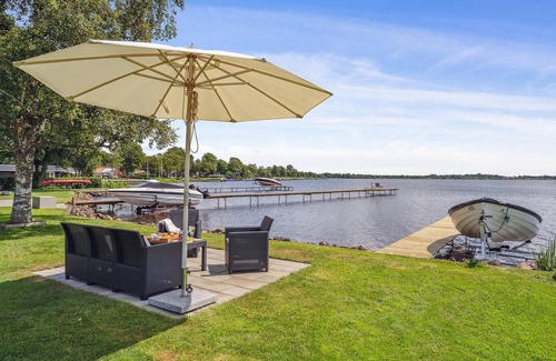 Sunds Maison | Superbe maison à Sunds avec vue sur le.