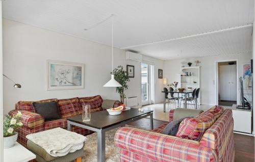 Sunds Maison | Amazing Home In Sunds With Lake View