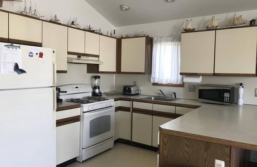 Surf City Maison | Amazing home in Surf City with 3 Bedrooms and Internet