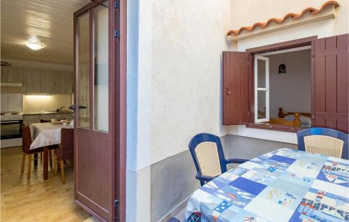 Susak Maison | Amazing Home In Susak With Kitchen