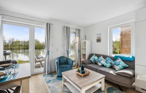 Tossens Maison | Amazing Home In Tossens With Kitchen
