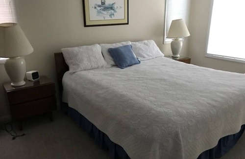 Barnegat Light Maison | Amazing home in Barnegat Light with 5 Bedrooms and WiFi
