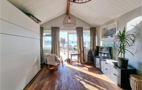 Vargon Maison | Amazing Home In Vänersnäs With Wifi