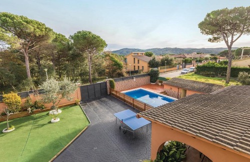 La Goba Maison | Nice home in Vidreres with 5 Bedrooms, WiFi and Swimming pool