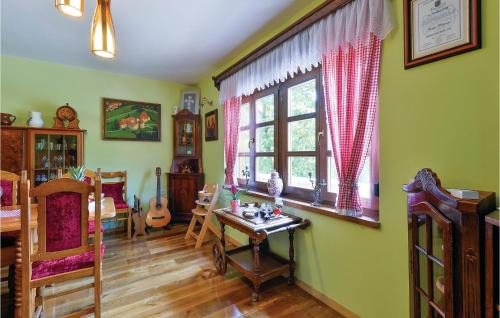 Vinica Maison | Amazing Home In Vinica With Sauna