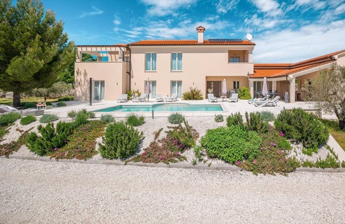 Orbanici Maison | Superbe maison de 4 chambres à Vodnjan