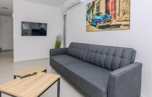Vrsi Maison | Amazing Home In Vrsi With Wifi