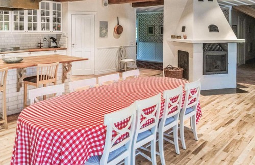 Vastra Nashulta Maison | Amazing home in Vstra Nshulta with 5 Bedrooms, Sauna and WiFi