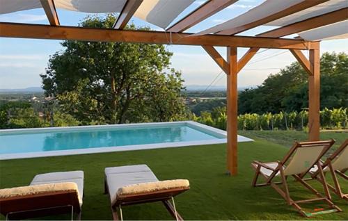 Gornji Mihaljevec Maison | Amazing Home In Vukanovec With Sauna
