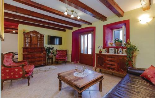 Zlobin Maison | Amazing Home In Zlobin