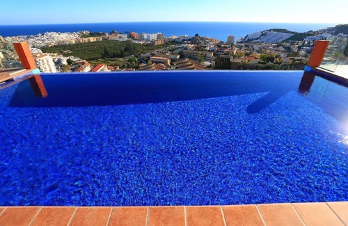Almunecar Villa | Piscine à débordement, vues incroyables sur la mer, jacuzzi extérieur,intérieur