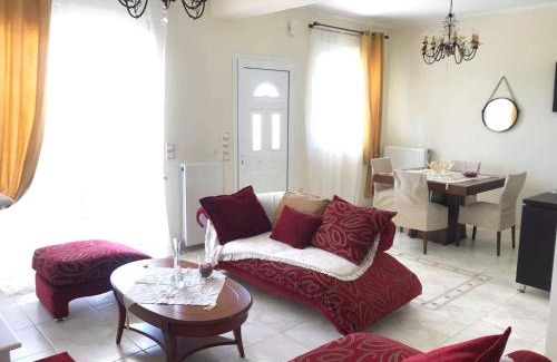 Kiato Maison | Amazing House in Kiato near the Beach