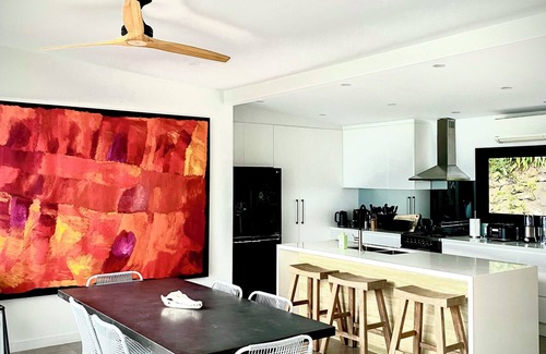 Newport Maison | AMAZING Insta-worthy ocean views over Newport Beach sleeps 9 guests