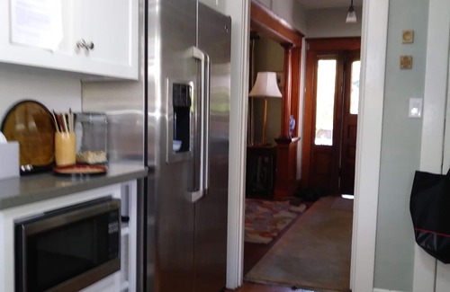 Belmont Maison | Charmeur de Sunnyside / Luarelhurst Four Square.