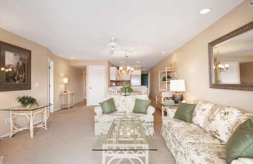 Kaiser Copropriété | Amazing Lake Views Within State Park - Gated Pool
