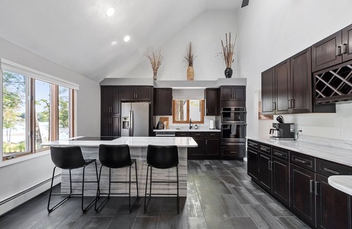 Winchendon Maison | Amazing Lakefront property, Private Pool on Lake Monomonac at Tatum's Place