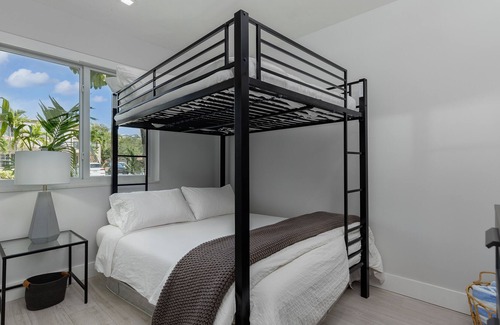 Colee Hammock Maison | Amazing las olas bungalow